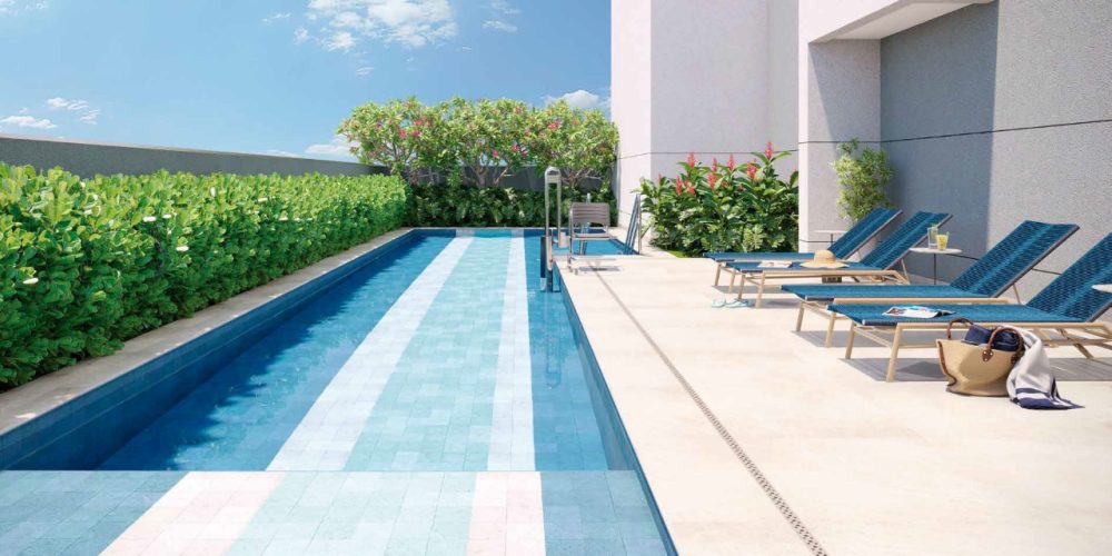 Perspectiva da piscina adulto