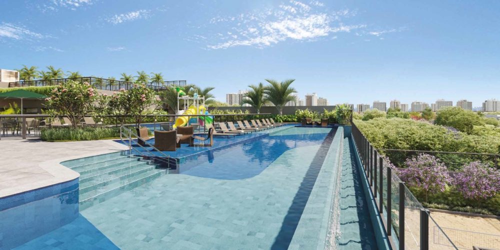 Perspectiva da piscina de borda infinita vista lateral